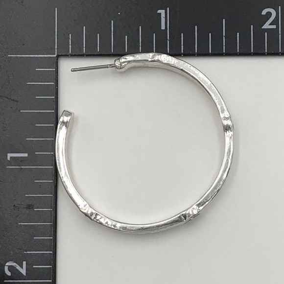 🌼 Peace Sign White Enamel Silver Hoop Earrings - Picture 3 of 3